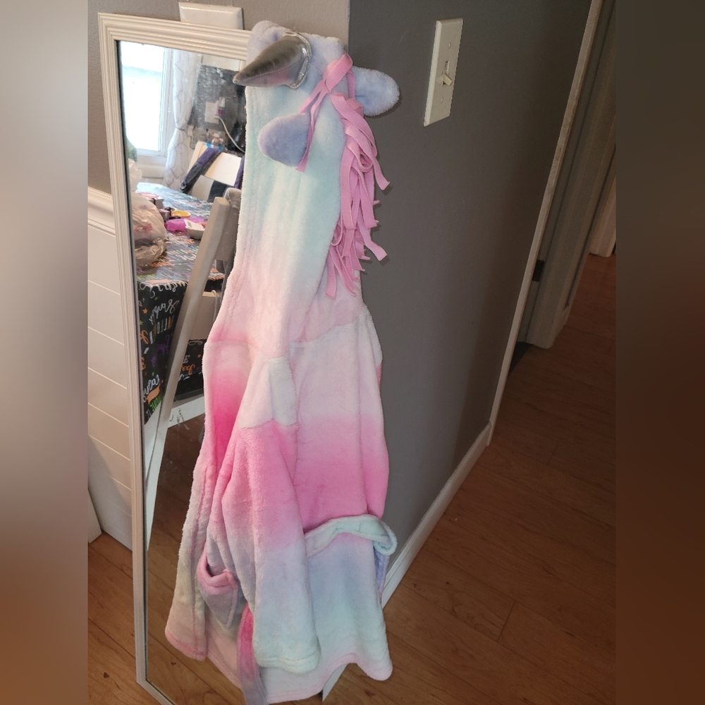 Girls robe